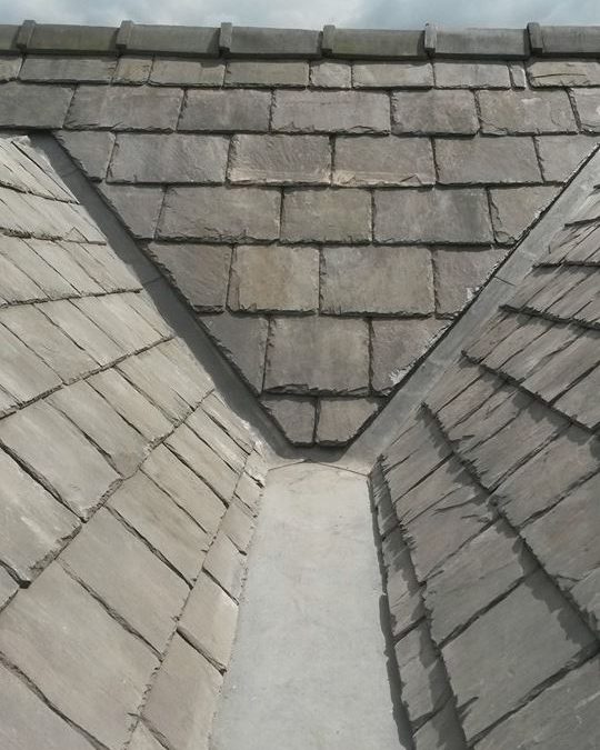 Roofer Altrincham